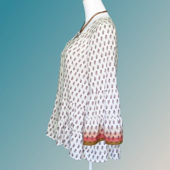 White Blouse by Mudd - Picture 2 of 8